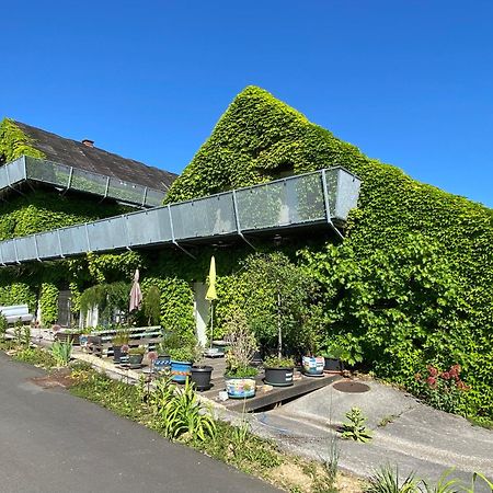 Wohnen Zwischen Golf Und Therme Bad Waltersdorf Esterno foto